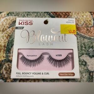Kiss Blowout Lash Pompadour - Voluminous Black Lashes Next Gen Wispy